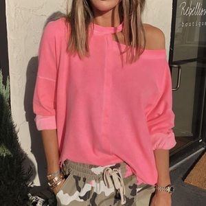 Spelesy Pink cutout sweatshirt top cold shoulder